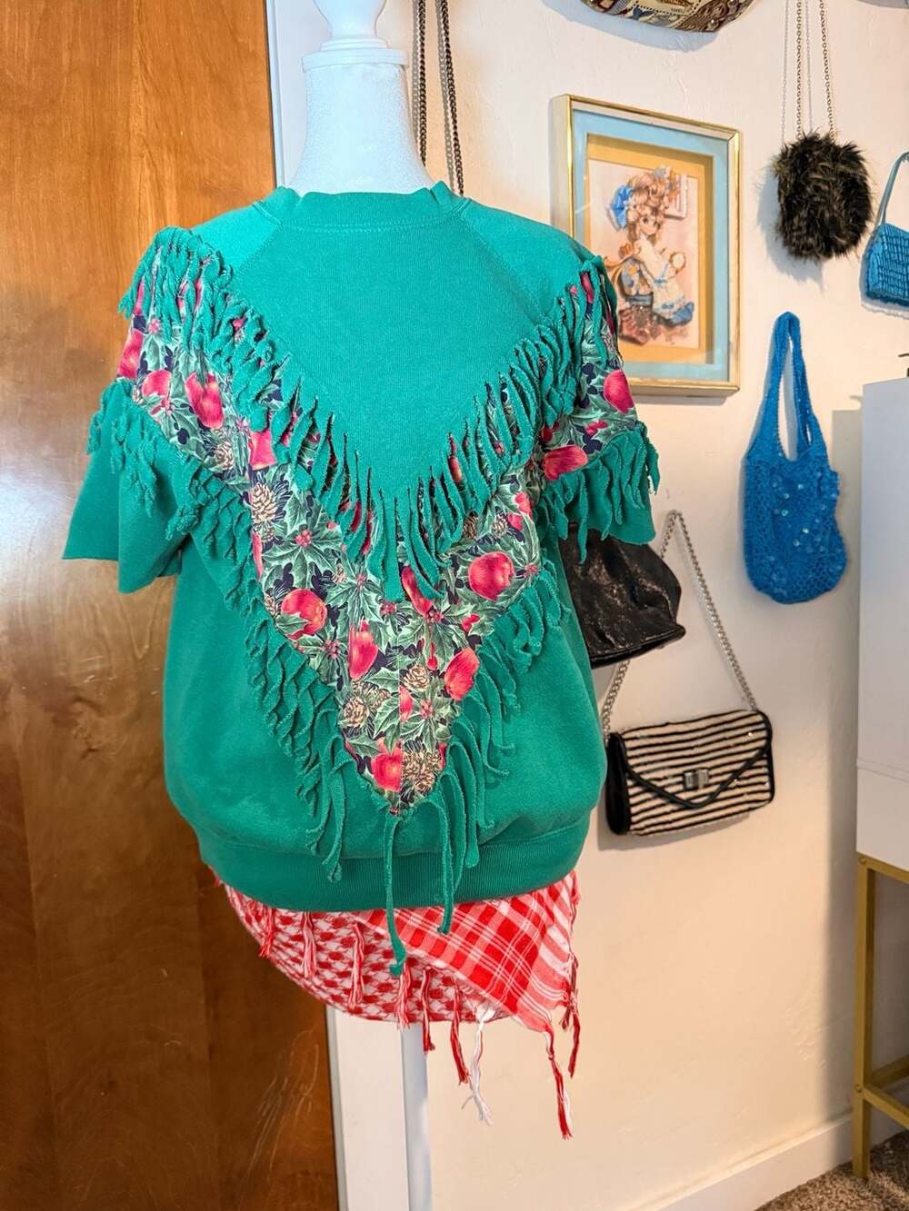 Vintage 90s Tultex Fringe Apple Orchard Sweatshirt Made in USA